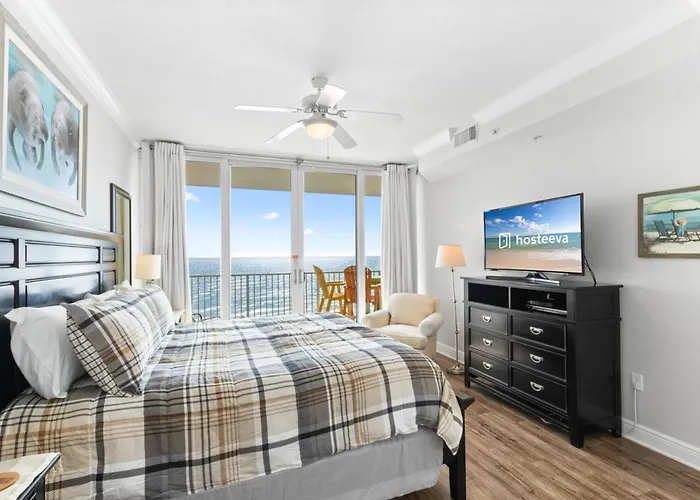San Carlos 705 Apartment *